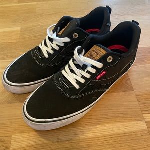 Levi’s black canvas sneakers